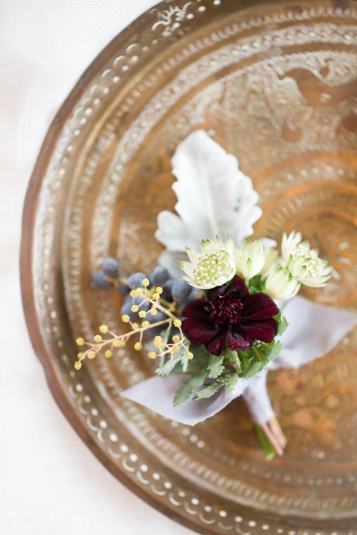 View More: http://amberhatley.pass.us/theparlouratmannschapelstyledshoot